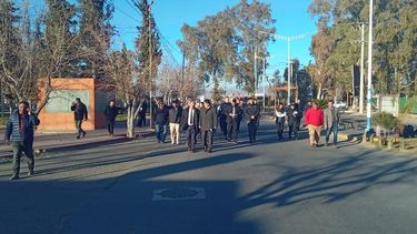 Las autoridades de la provincia y el municipio se reunieron en el departamento para establecer los detalles del desfile.