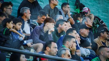 Buscando al gobernador: Marcelo Orrego dijo presente en el Hilario Sánchez