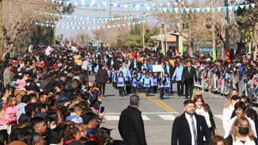 San Juan celebra: multitudinario desfile por los 206 años de la Independencia