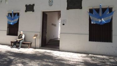 Qué servicios funcionarán durante el feriado por el Día del Maestro