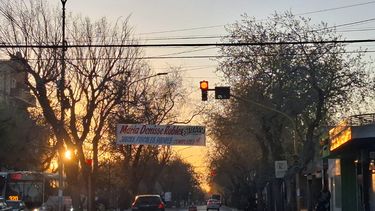 Un pasacalle para escrachar a Denise Robles Bonade, con más de 60 denuncias por estafar con viviendas