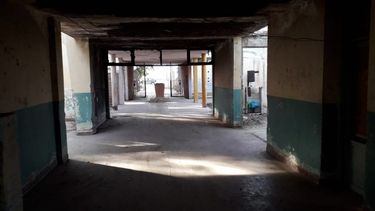 Las impactantes imágenes de una escuela fantasma en Caucete