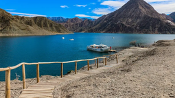 Buscan que el embarcadero del dique Punta Negra pueda ser un atractivo nocturno