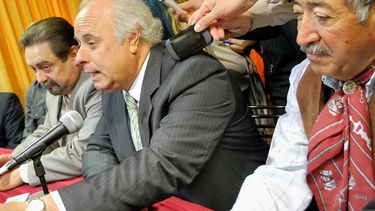 Esperan cerca de 100 carruajes antiguos para la tradicional Atada a la Difunta Correa