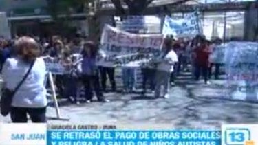 Instituto Irina: Marcha de padres y docentes