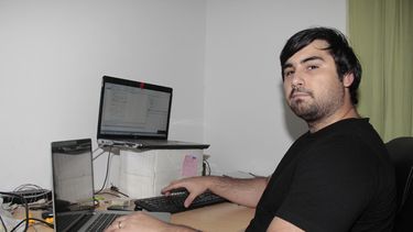 El sanjuanino que adaptó el software de Stephen Hawking