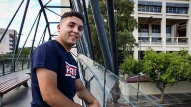 Personajes sanjuaninos: Kevin Villanueva se anima con su sueño de triunfar en el cuarteto.