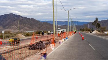Trabajan para mejorar de modo integral el estado del boulevard de Avenida Ignacio de la Roza, camino al Jardín de los Poetas.