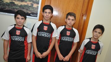 Los chicos se miden en un torneo internacional de fútbol