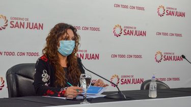 Jefa de Epidemiología: Me da bronca, impotencia, cuando veo personas sin tapaboca”