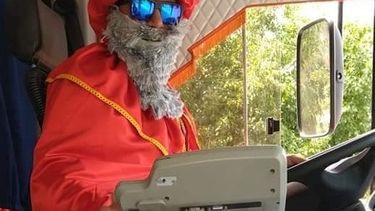 Un distinto: un Rey Mago manejó el colectivo de la línea 32