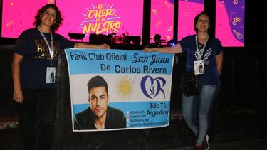 La euforia del club de fans sanjua de Carlos Rivera