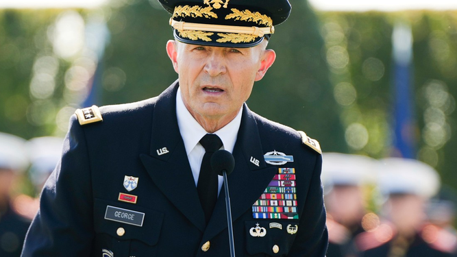 En plena guerra, destituyeron al jefe del Estado Mayor del Ejército de Estados Unidos