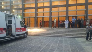 Conmoción en el Auditorio: se infartó uno de Los Puneños en pleno show