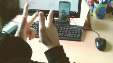 ¡Atención!: está activo el servicio de videollamadas para personas sordas e hipoacúsicas