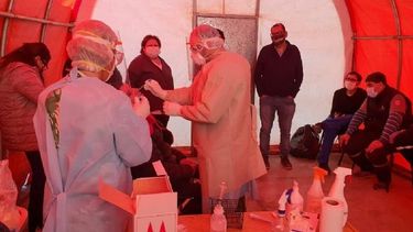 Tras los nuevos casos, cambiarán el protocolo de testeo de camioneros en San Juan