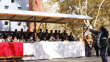 Mirá todas las fotos del desfile cívico militar por el 25 de Mayo