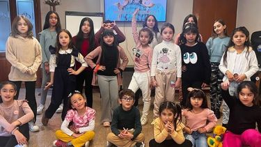 Es fundamental en el mundo del modelaje que las nenas y nenes cuenten con el acompañamiento constante de sus padres.