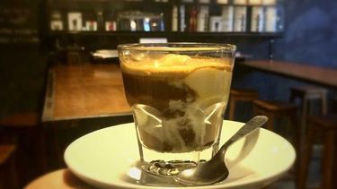 Entre batidos y burbujas, se imponen los cafés fríos