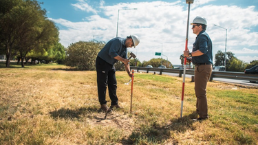 Definieron dónde colocarán los generadores eléctricos para la instalación de los paneles solares en la Avenida de Circunvalación.