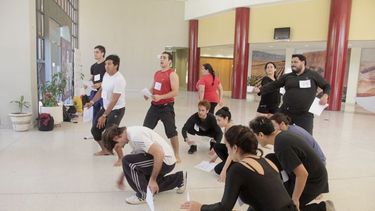 Con 1400 aspirantes arrancó el casting de bailarines para la FNS 2016