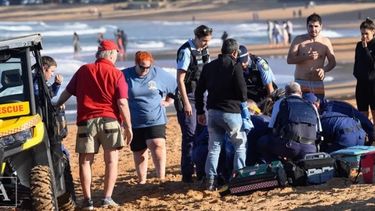 Es sanjuanino, casi se ahoga en Australia y ahora necesita 20.000 dólares para costear su recuperación 