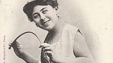 Las “mujeres del futuro” según tarjetas de 1902