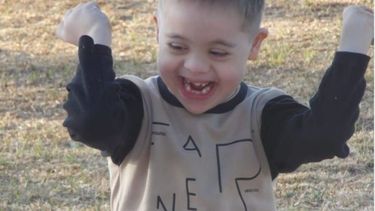 Noah, el pequeño guerrero sanjuanino que consiguió el dinero para su prótesis