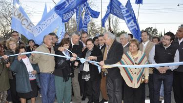 Nuevo pavimento para vecinos capitalinos
