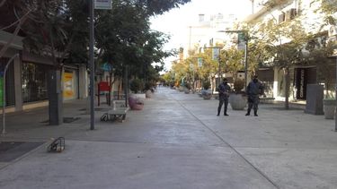 Ni un alma en las calles: mirá las postales de una San Juan vacía