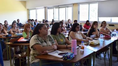 Las estrategias de las escuelas alfabetizadoras de San Juan para buscar alumnos y evitar los cierres