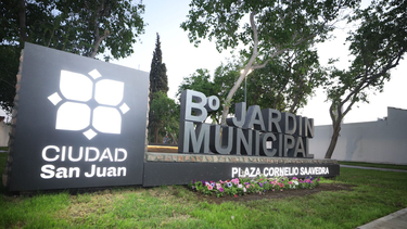 Desde los bancos a las veredas, una plaza de Capital fue renovada por completo