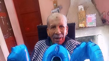 Cumplió 100 años un histórico agricultor de Sarmiento: tiene 8 hijos, 27 nietos y 37 bisnietos