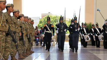 Nuevo cambio de la guardia de honor de la Bandera Ciudadana