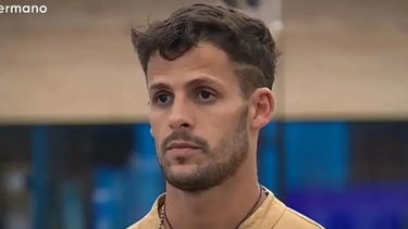 Así detuvieron a Joel Ojeda de Gran Hermano tras un allanamiento en su casa: las fotos Así detuvieron a Joel Ojeda de Gran Hermano tras un allanamiento en su casa: las fotos