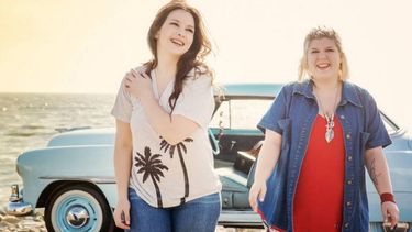 La moda que favorece a mujeres con talle XL