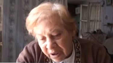 Esperanza, la mujer que espera cobrar una pensión para sobrevivir
