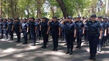 Afirman que actualmente ingresa a la Policía de San Juan casi la misma cantidad de mujeres que de hombres.