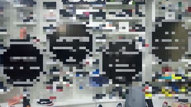 Ingenio sanjuanino: las etiquetas marketineras de un local para vender calzado