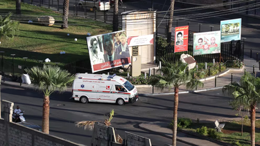 Una ambulancia en Sidon, una de las ciudades del Líbano en las que se registraron explosiones de los dispositivos de localización.