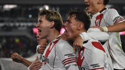 River eliminó a Rosario Central en el Monumental y quedó a un paso del título River eliminó a Rosario Central en el Monumental y quedó a un paso del título