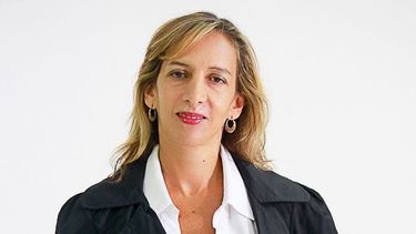 Una coach sanjuanina brinda claves para ser feliz y no morir en el intento