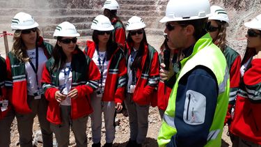 Las reinas desafiaron la altura de Veladero