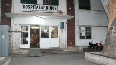 Bebé caucetero tomó ácido, y está internado