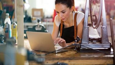 El paso a paso para acceder a una exclusiva línea de préstamos para emprendedores en San Juan