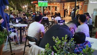 Contundentes: los sanjuaninos, a favor del cierre de la noche por la llegada de la segunda ola