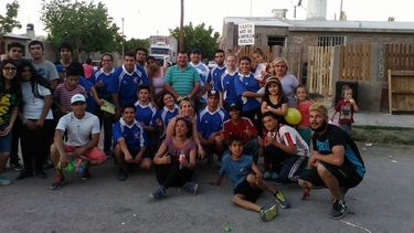 Vecinos del barrio La Estación agasajaron a los más pequeños del lugar