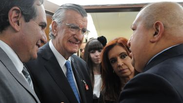 Gioja twiteó su orgullo por acompañar a Cristina a Venezuela