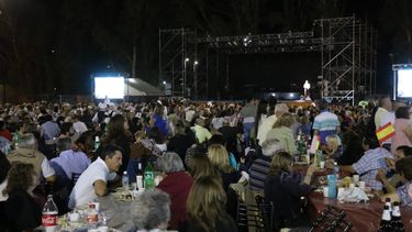 La gran noche de las Fallas Valencianas en San Juan