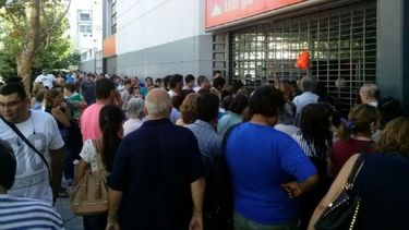 Habrá que pedir turno para tramitar la tarifa social de luz